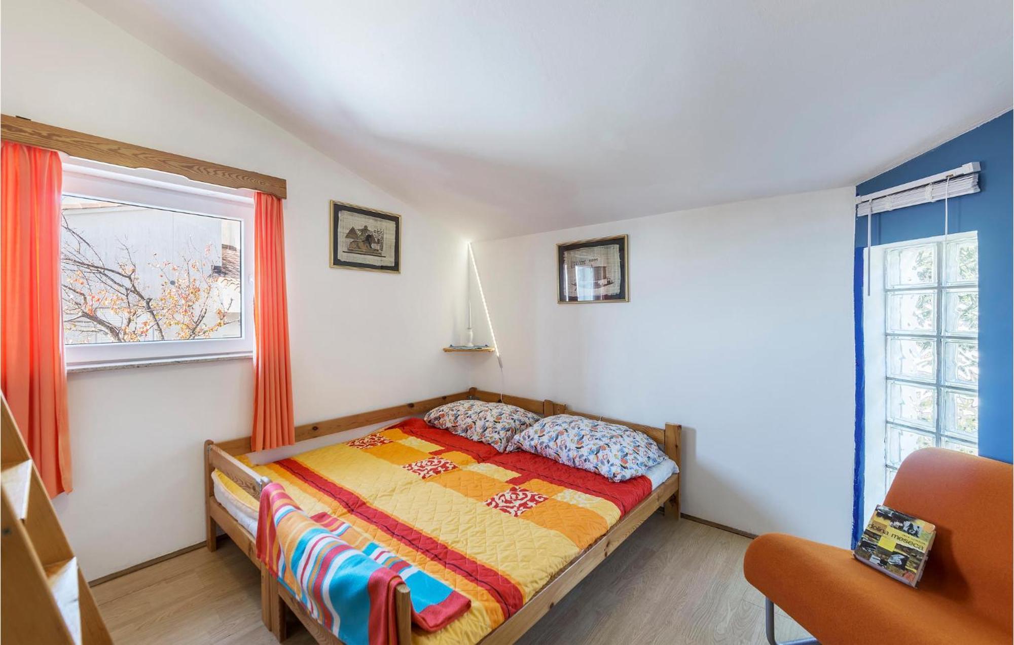 Beautiful Apartment In Barbariga With Kitchen Exterior foto